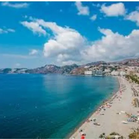 Escapada Romantica Con Vistas Al Mar Y A La Ciudad En Almunecar Granada Espana Almuñécar